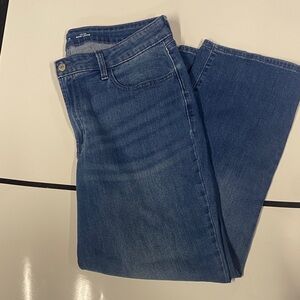 Old Navy Women's Straight Leg Blue Jeans